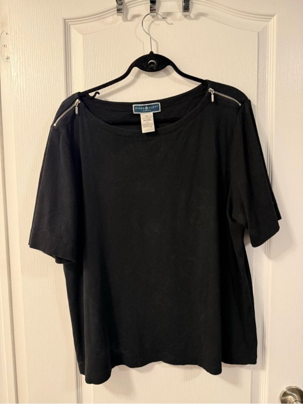 Karen Scott womens Top Black Size 2X Shoulder Zips whimsigoth business casual